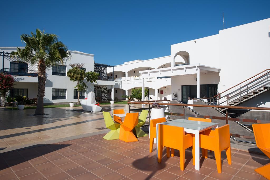 Hd Pueblo Marinero - Adults Only Apartment Playa Blanca  Exterior foto